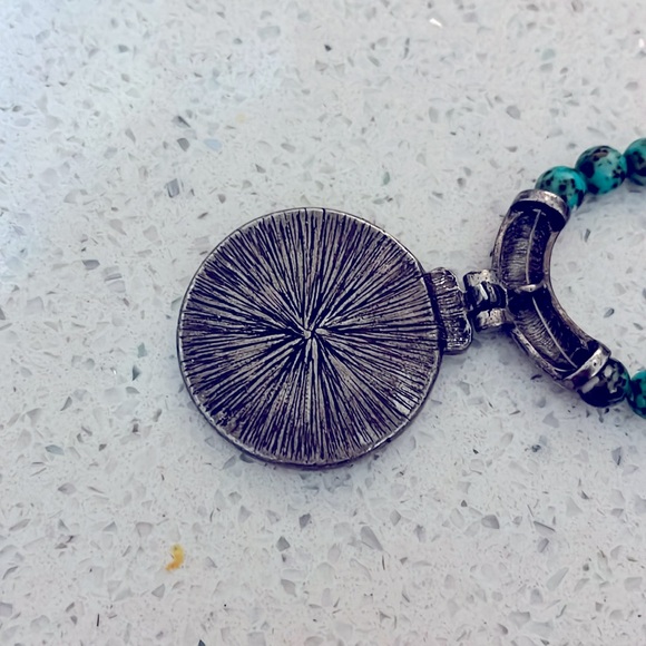 Turquoise & silver tone beach boho necklace w extender clasp - Picture 3 of 9